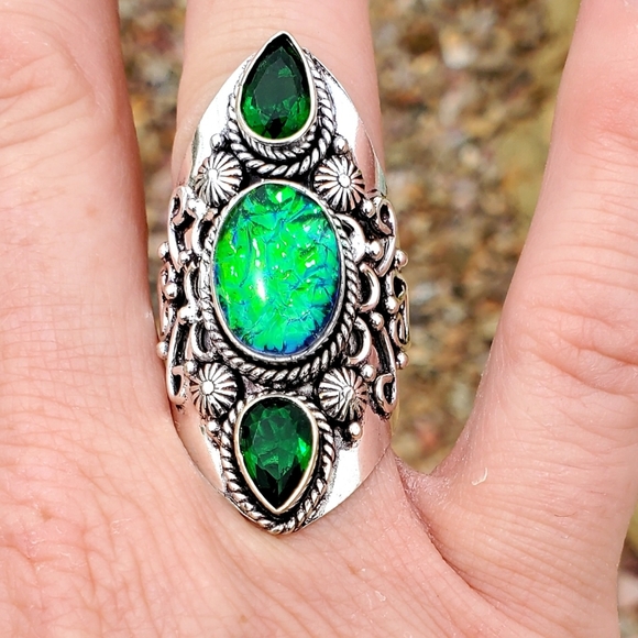 New Triplet Opal and Peridot 925 Silver Statement Ring. - Picture 14 of 16